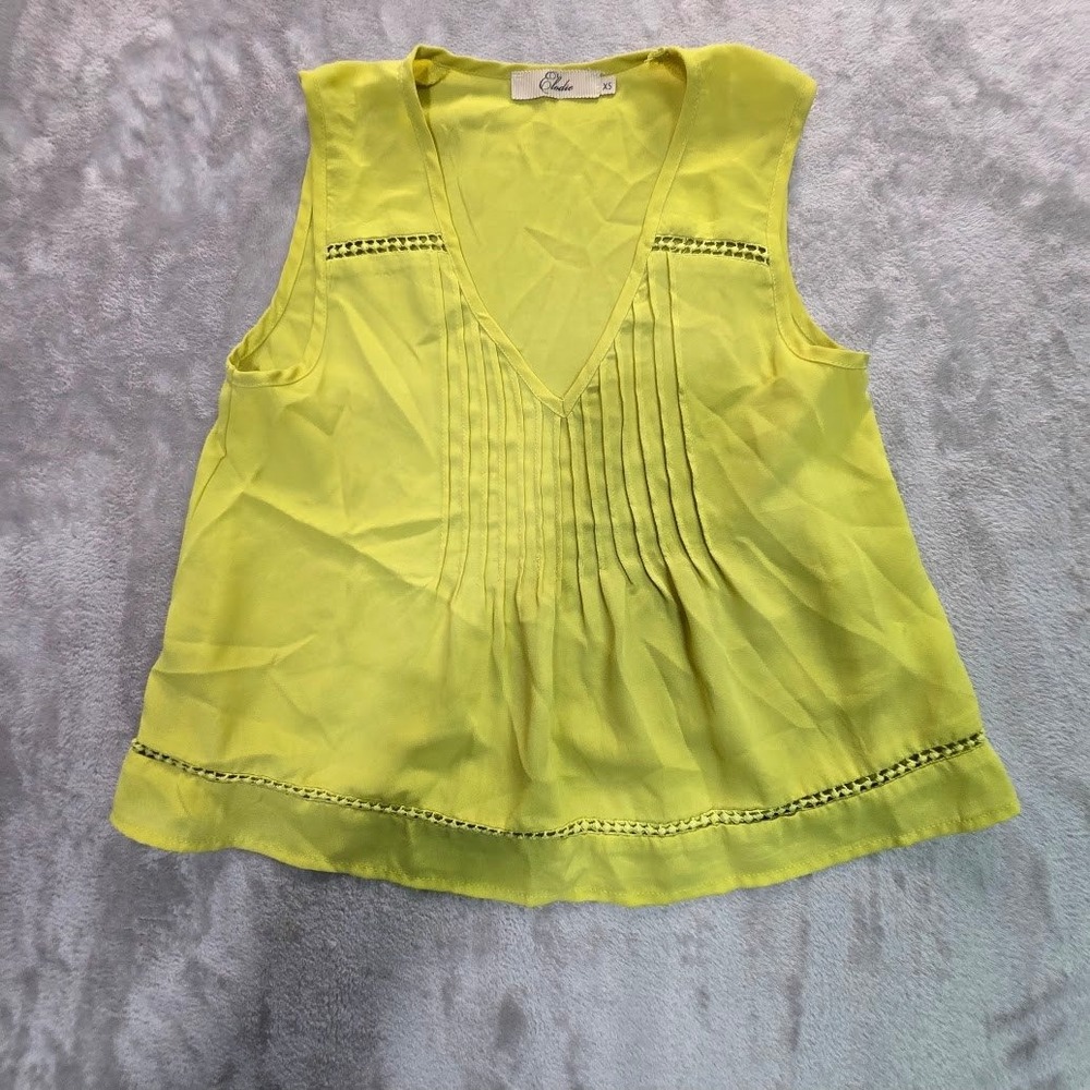 Elodie Yellow Sleeveless V-Neck Pintuck Pleated Crochet Lace Trim Blouse XS